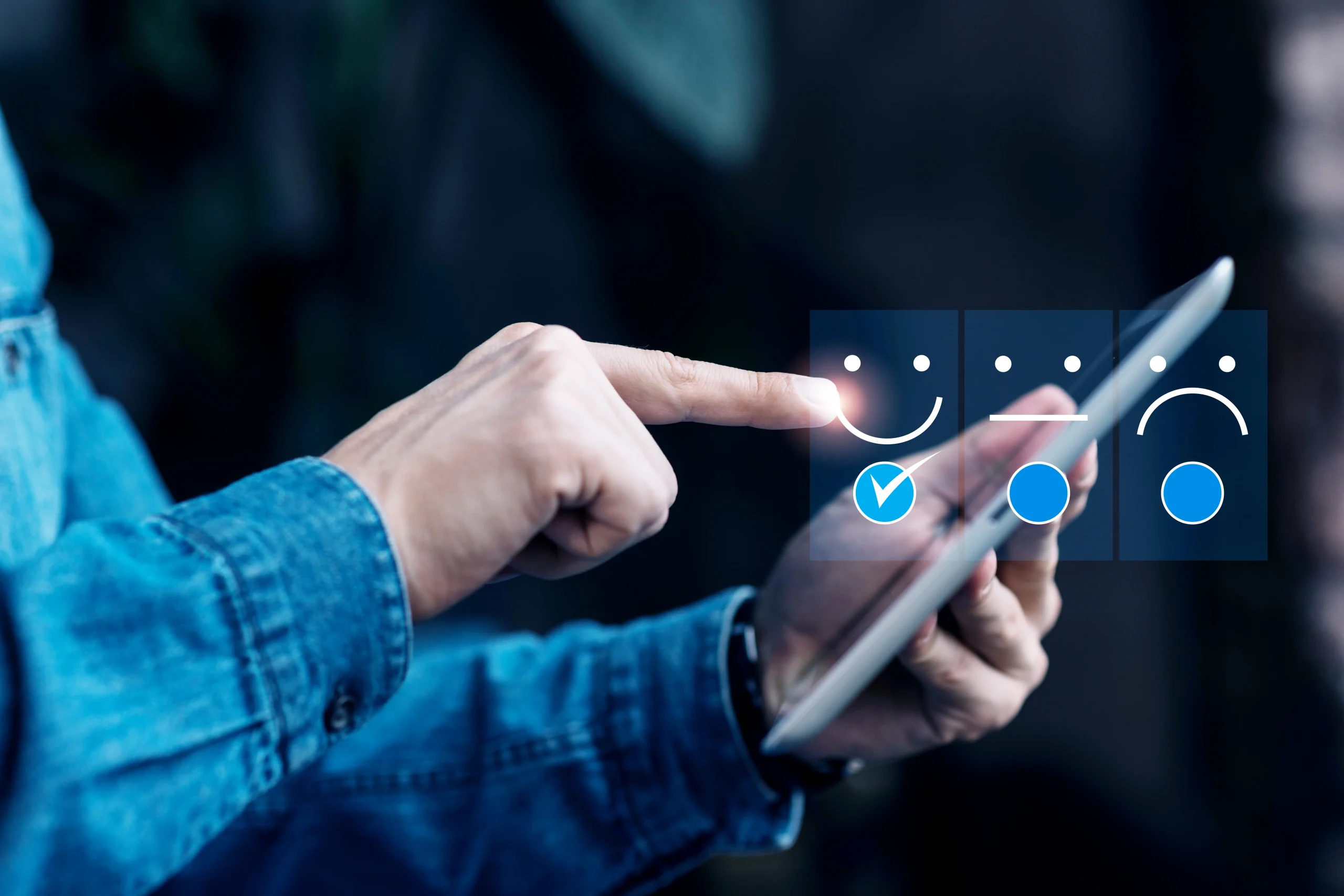 NOTRE HISTOIRE collage customer experience concept